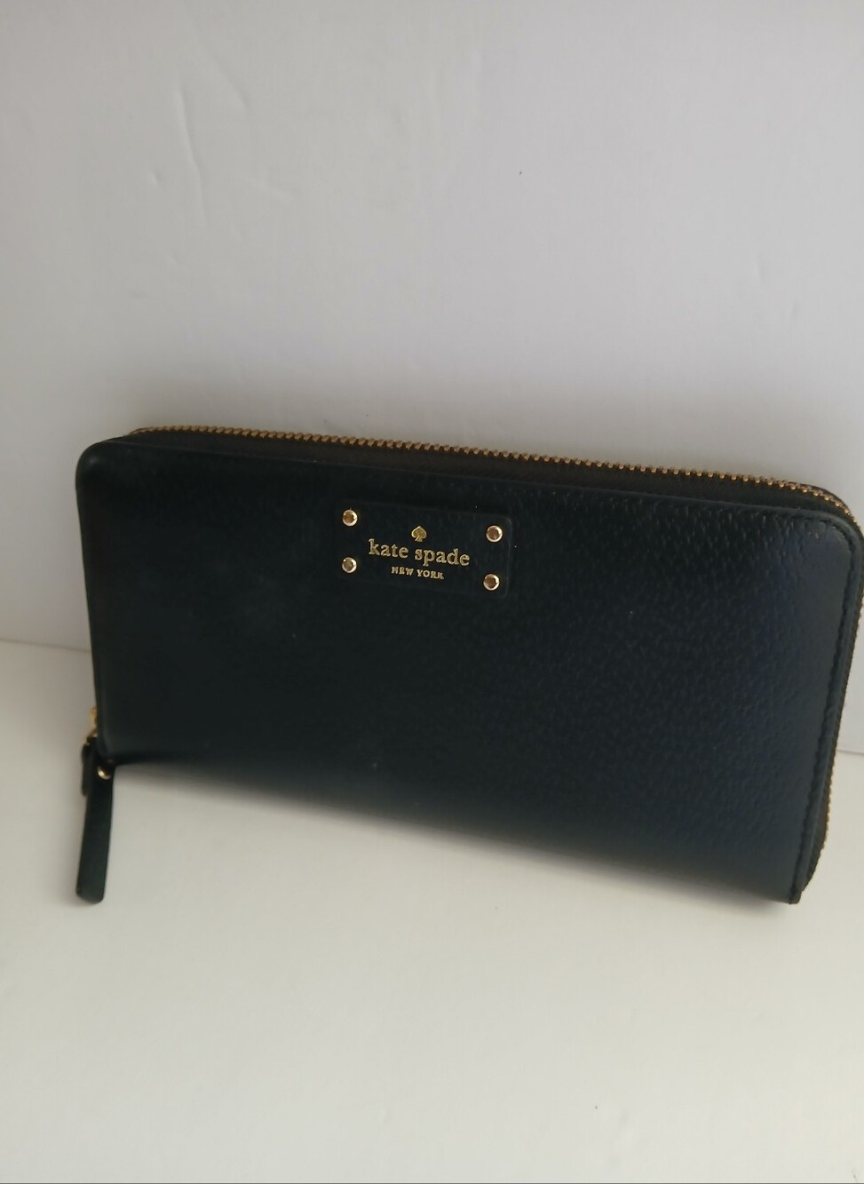 Kate Spade Zip Around Wallet
